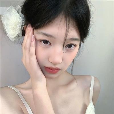 夏娃的对面房